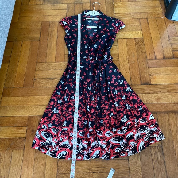 Mlle Gabrielle Black Vintage (1950’s) Dress Red and White Floral Design Small - Picture 4 of 8